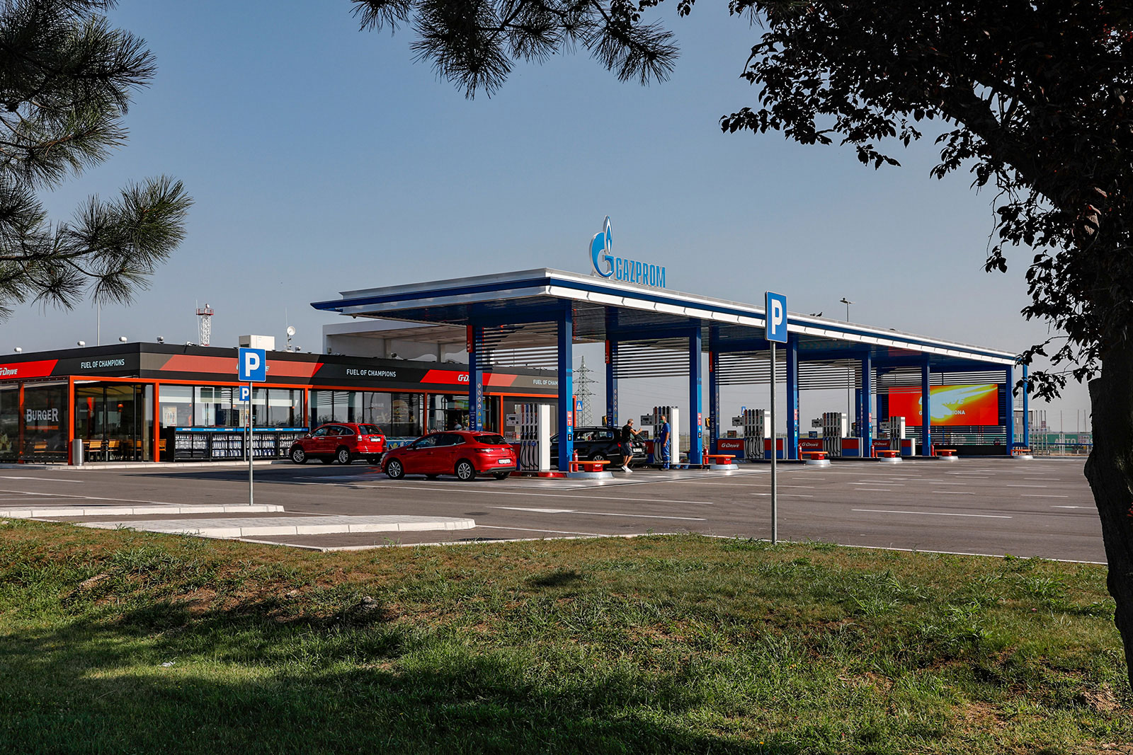 Nova Gazprom benzinska stanica Krnješevci NIS Petrol i Gazprom