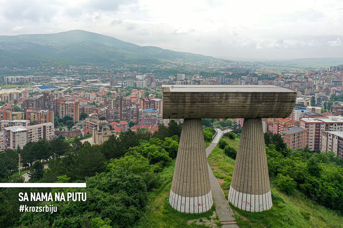 Kosovska Mitrovica, spomenik rudarima